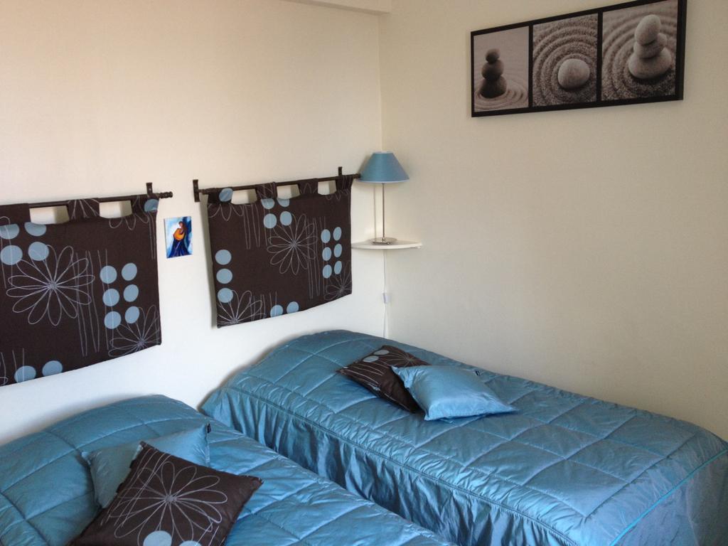 Comme A La Maison Bed and Breakfast Tours-sur-Marne Exterior foto